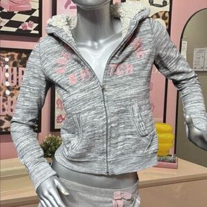 Abercrombie & Fitch Y2K Faux-Fur-Lined Zip Hoodie